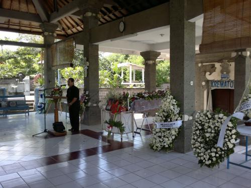 funeral service in bali,  funeral home in bali, cremation in bali, funeral director in bali, burial in bali
